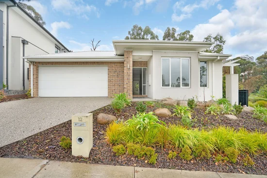 12 Heritage Boulevard, Doncaster, Vic 3108 - For Rent