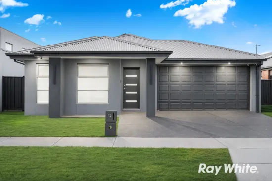 12 Hinter Way, Roxburgh Park, Vic 3064