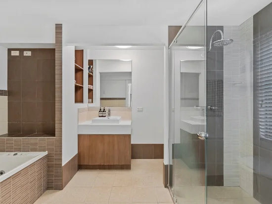 12 Holyoake Drive, Daisy Hill, Qld 4127-Image