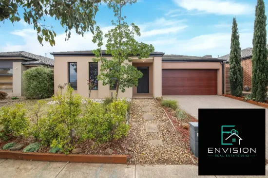 12 Holyoake Parade, Manor Lakes, Vic 3024