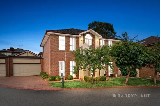 12 Hummingbird Place, South Morang, Vic 3752