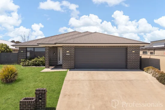 12 Ignatius Place, Kelso, NSW 2795