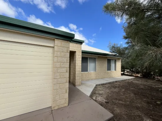 12 Jacamar Drive, Northam, WA 6401
