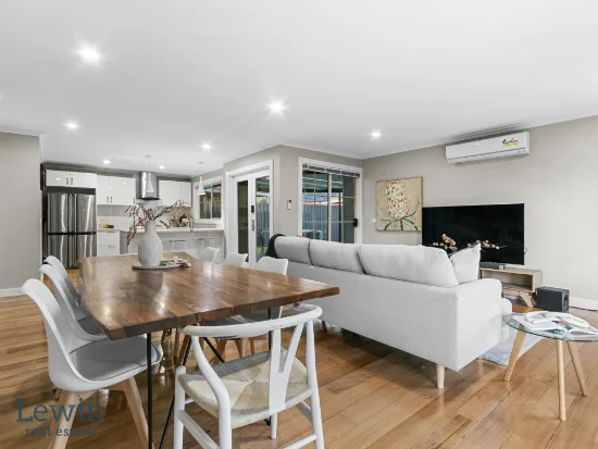 12 Jacaranda Avenue, Cheltenham, Vic 3192-Image