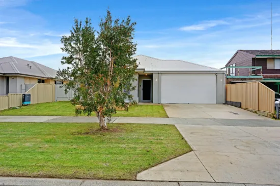 12 Jeffrey Road, Glen Iris, WA 6230