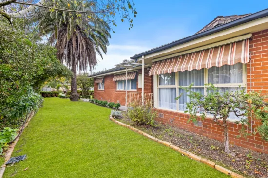 12 Johnson Drive, Glen Waverley, Vic 3150