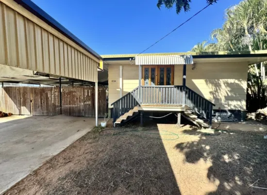 12 KANGAROO Drive, Moranbah, Qld 4744