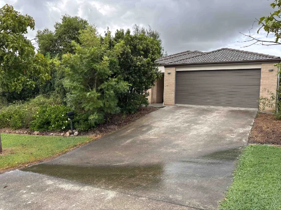 12 Kingsley Drive, Beaudesert, Qld 4285 - For Rent