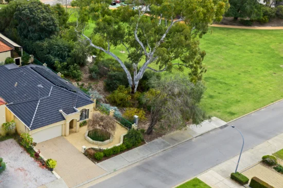 12 Kooralbyn Valley Crescent, Jandakot, WA 6164