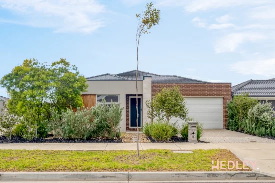 12 Lamaro Wy, Wyndham Vale, Vic 3024