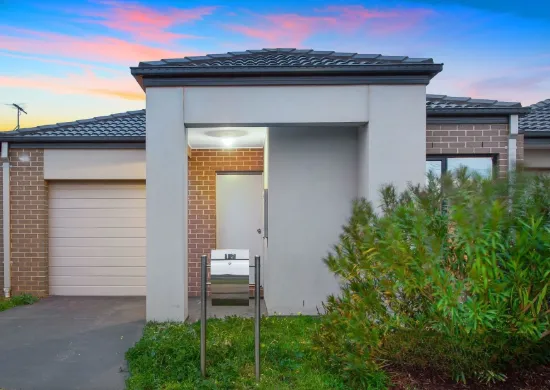 12 Lambourne Avenue, Truganina, Vic 3029
