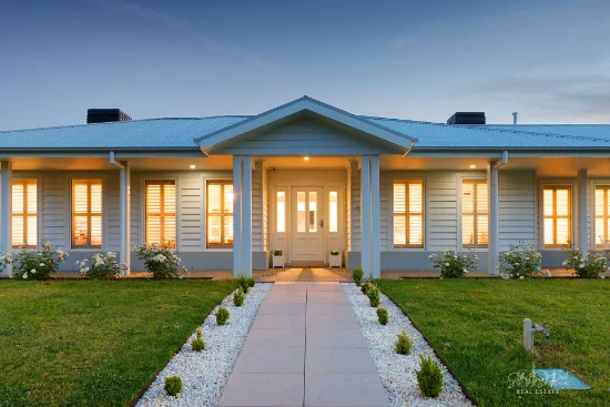 12 LANTERN DRIVE, Huon Creek, Vic 3691