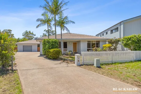12    Larmer Close, Broulee, NSW 2537