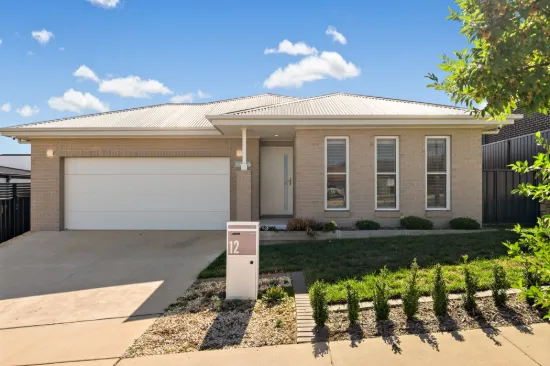 12 Laurel Martyn View, Whitlam, ACT 2611