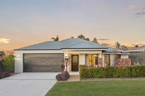 12 Leonard Way, Spearwood, WA 6163