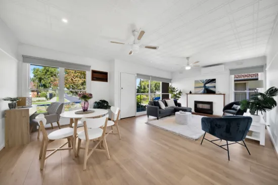 12 Lichfield Avenue, Jacana, Vic 3047