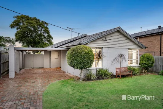 12 Lord Av, Dingley Village, Vic 3172