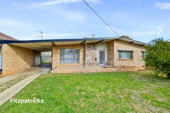 12 Lusher Avenue, Turvey Park, NSW 2650