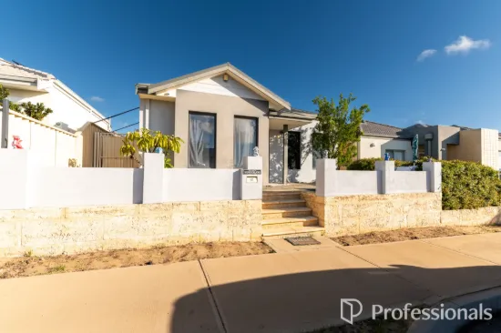 12 Malvern Road, Butler, WA 6036