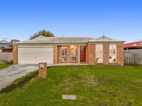 12 Maria Crescent, Pakenham, Vic 3810