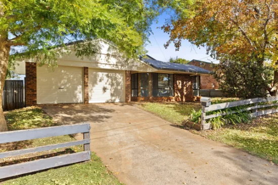 12 Marwedel Street, Kearneys Spring, Qld 4350