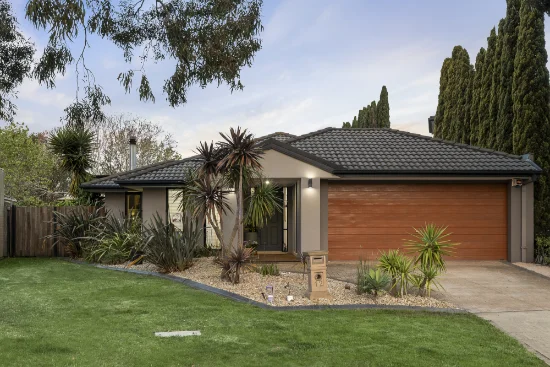 12 Melba Court, Sandhurst, Vic 3977