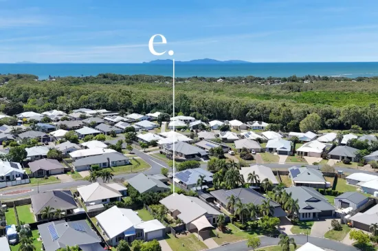 12 Miami Terrace, Blacks Beach, Qld 4740