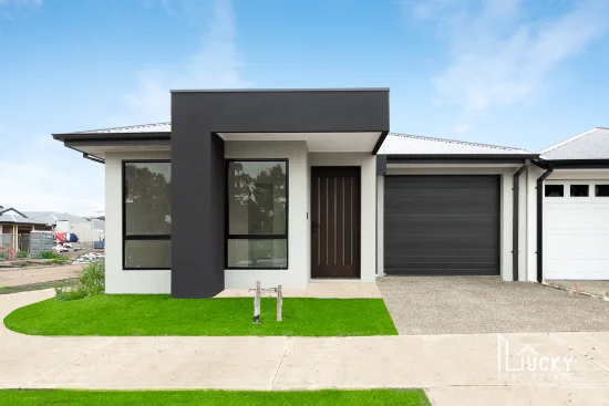 12 Mimicus Drive, Wollert, Vic 3750 - For Rent