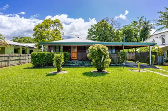 12 Mossman Street, Mossman, Qld 4873