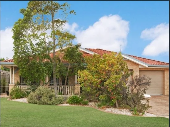 12 Murchison Close, Blue Haven, NSW 2262