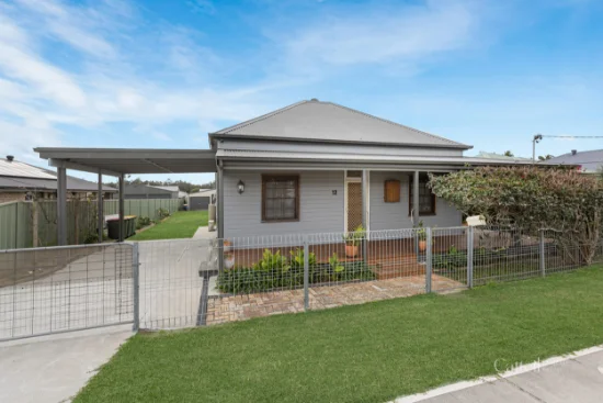12 Nelson Street, Greta, NSW 2334