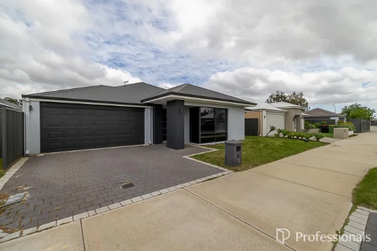 12 Nesbit Drive, Haynes, WA 6112