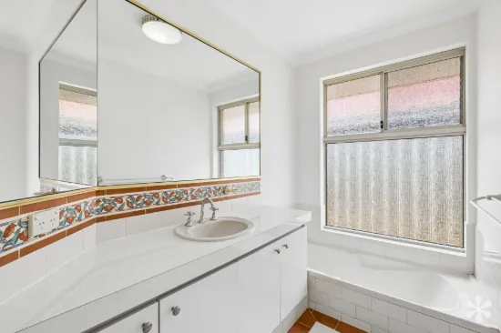 12 Newhaven Place, Canning Vale, WA 6155-Image