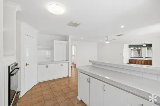 12 Newhaven Place, Canning Vale, WA 6155-Image