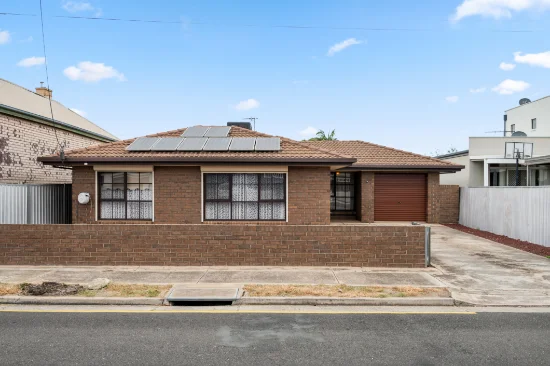 Exeter 3-Bedroom Home with Potential | Coastal Living Opportunity ...