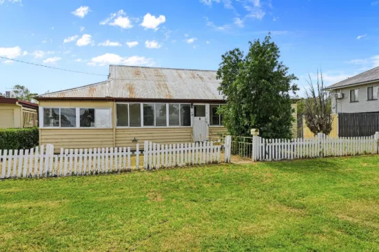 12 Orpen St, Dalby, Qld 4405
