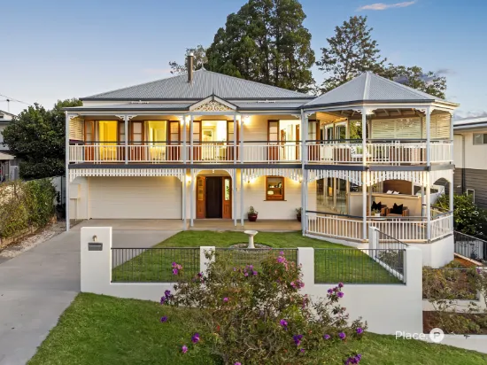 12 Oxley Terrace, Corinda, Qld 4075