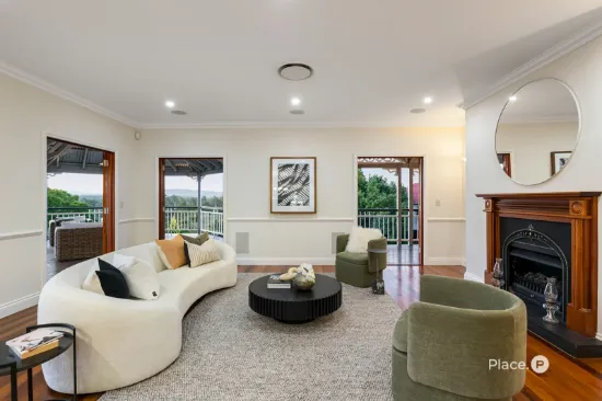12 Oxley Terrace, Corinda, Qld 4075-Image
