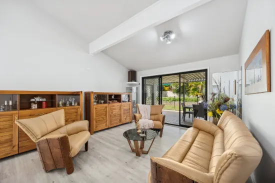12 Parklands Close, Bateau Bay, NSW 2261-Image