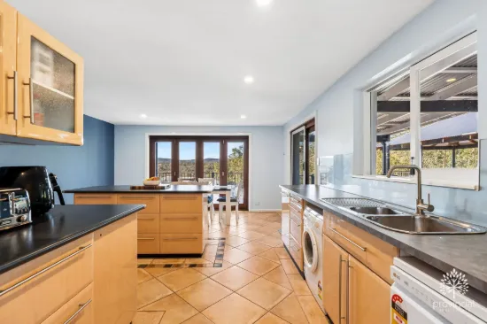 12 Parkway, Swan View, WA 6056-Image
