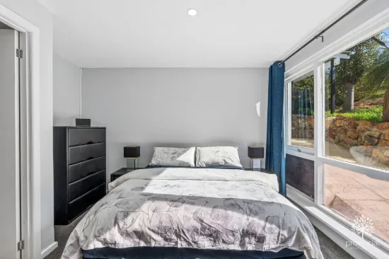 12 Parkway, Swan View, WA 6056-Image