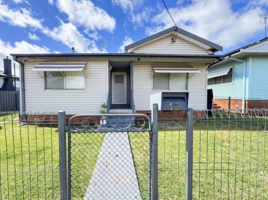 12 Peak Hill Road, Parkes, NSW 2870