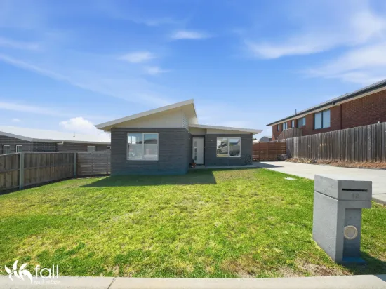 12 Penna Beach Street, Midway Point, Tas 7171