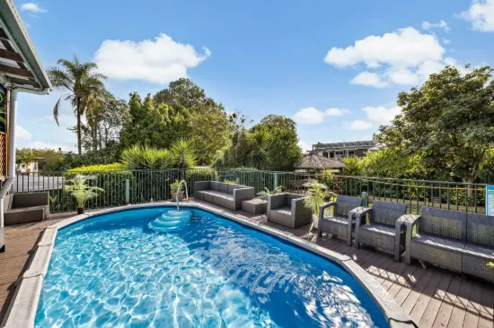 12 Pinewood Street, Crestmead, Qld 4132