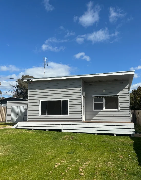 12 Pollard Street, Seymour, Vic 3660