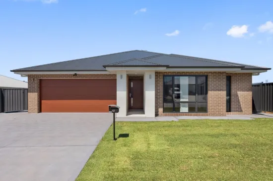 12 Quintero Close, Heddon Greta, NSW 2321