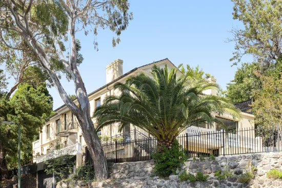 12 Raheen Drive, Kew, Vic 3101