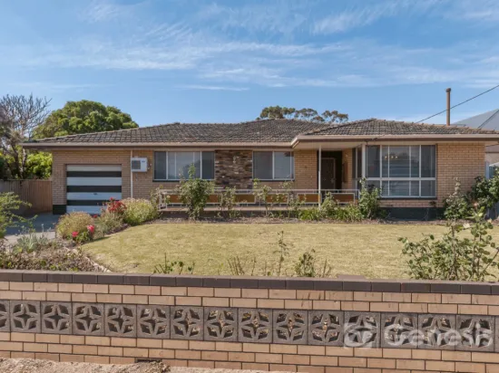 12 Railway Parade, Midland, WA 6056