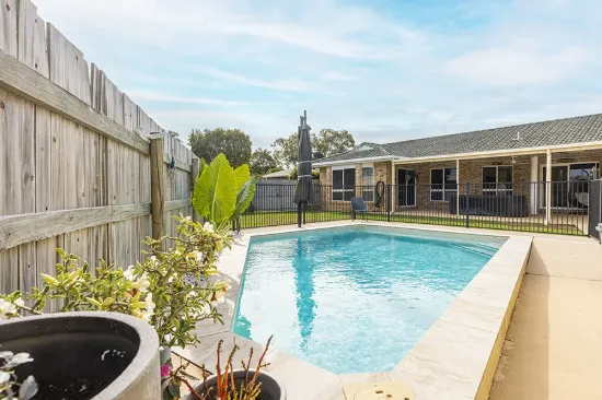 12 Raintree Court, Andergrove, Qld 4740