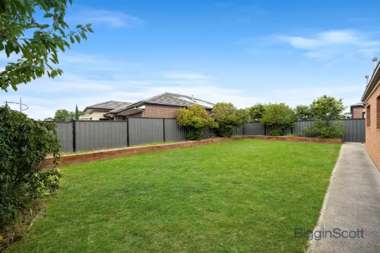 12 Redcliffe Parade, Tarneit, Vic 3029-Image